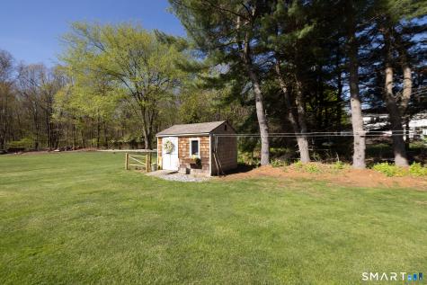 5 Pondside Place Cheshire CT 06410