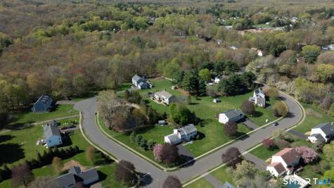5 Pondside Place Cheshire CT 06410