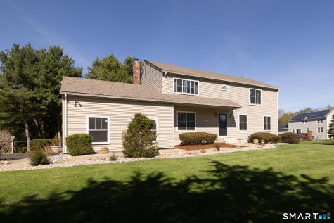 5 Pondside Place Cheshire CT 06410