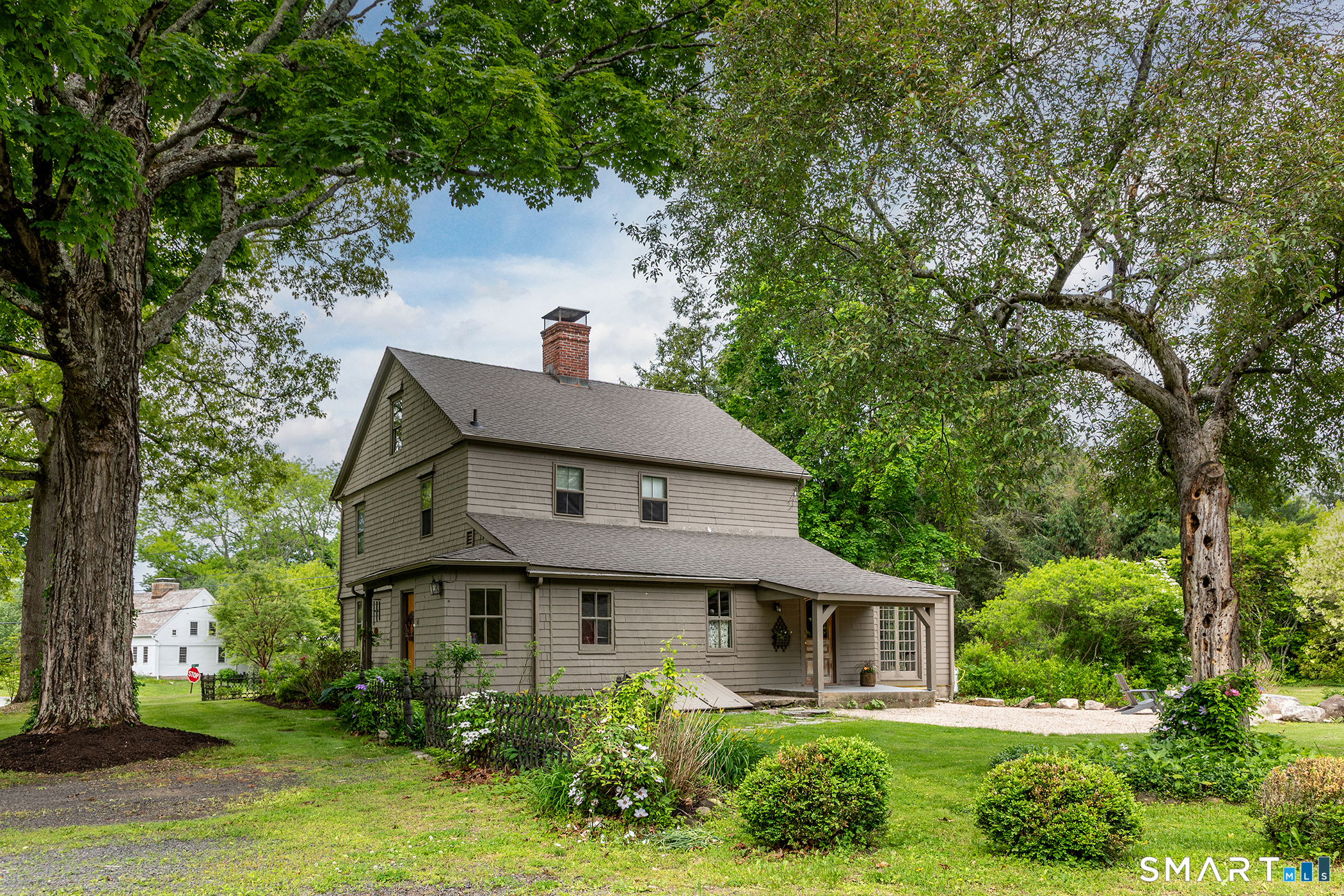 54 School Street Woodbury CT 06798