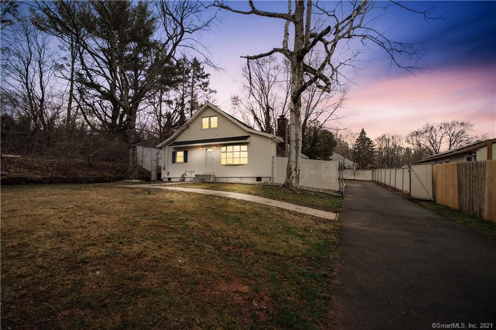 683 Woodin Street Hamden CT 06514