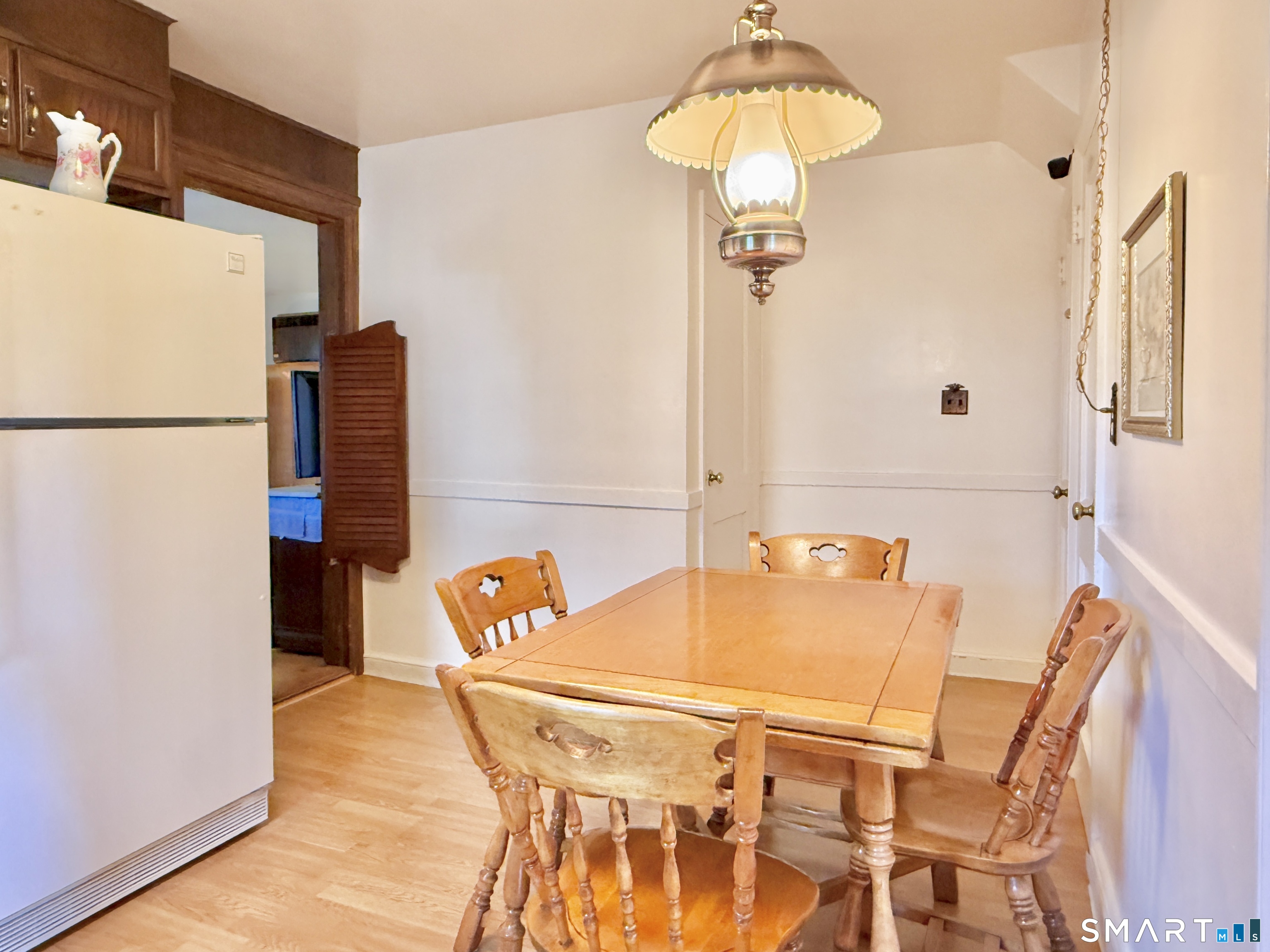 16 Aron Avenue Waterbury CT 06708