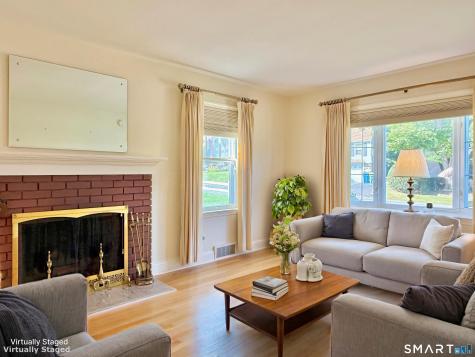 16 Aron Avenue Waterbury CT 06708