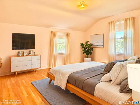 16 Aron Avenue Waterbury CT 06708