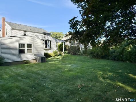 16 Aron Avenue Waterbury CT 06708