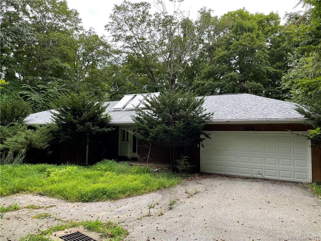 112 Lebanon Road Bethany CT 06524