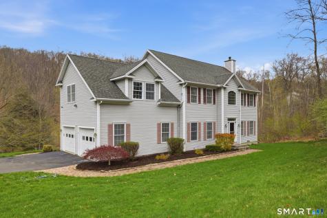 9 Coventry Lane Oxford CT 06478