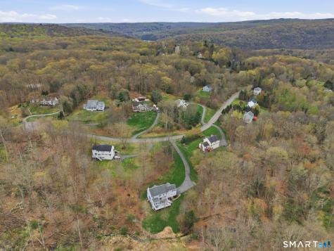 9 Coventry Lane Oxford CT 06478