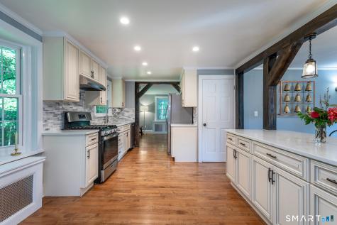 28 Rock Cut Road Bridgewater CT 06752