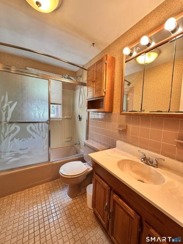 761 Jones Hill Road West Haven CT 06516