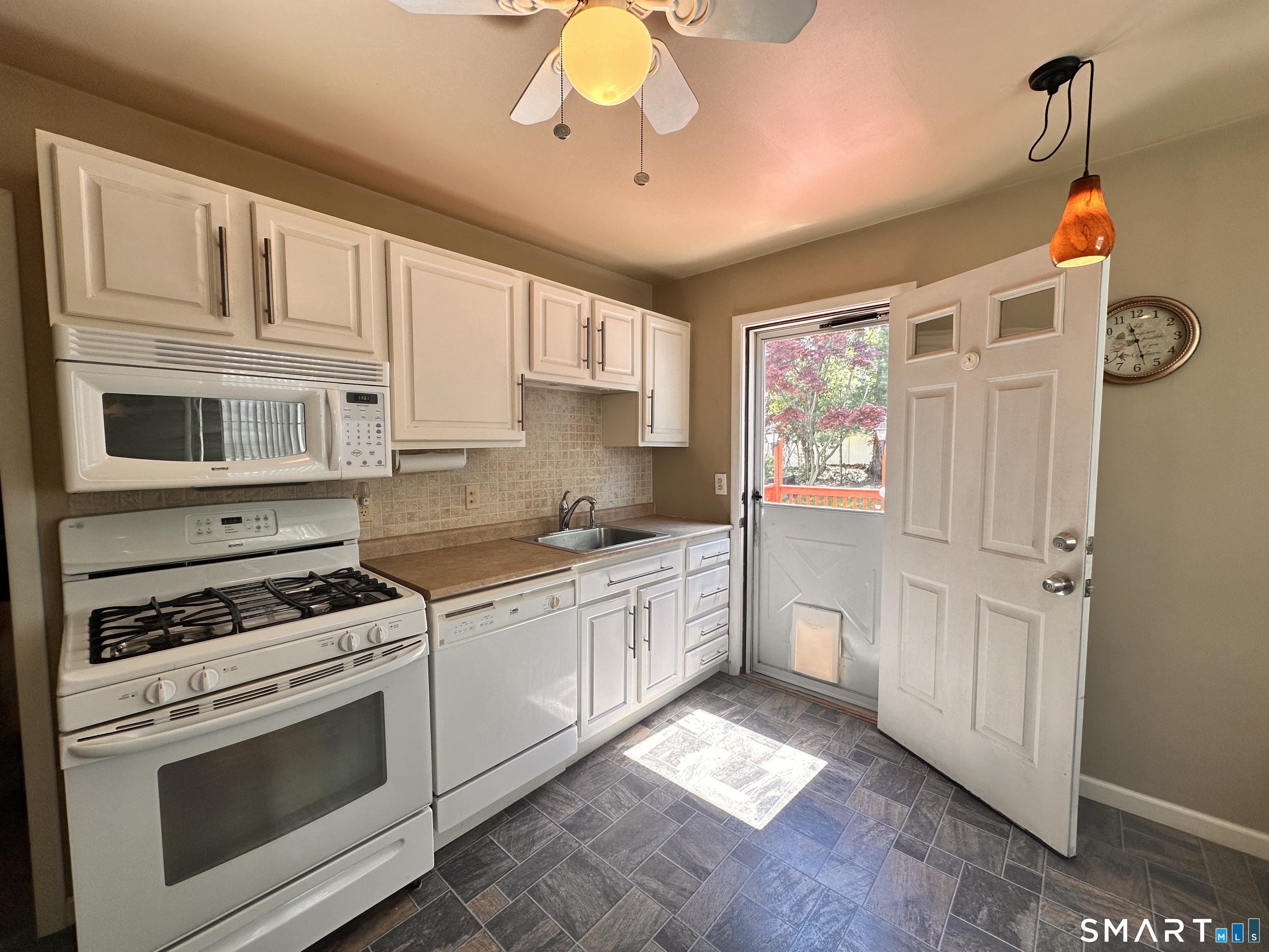 761 Jones Hill Road West Haven CT 06516