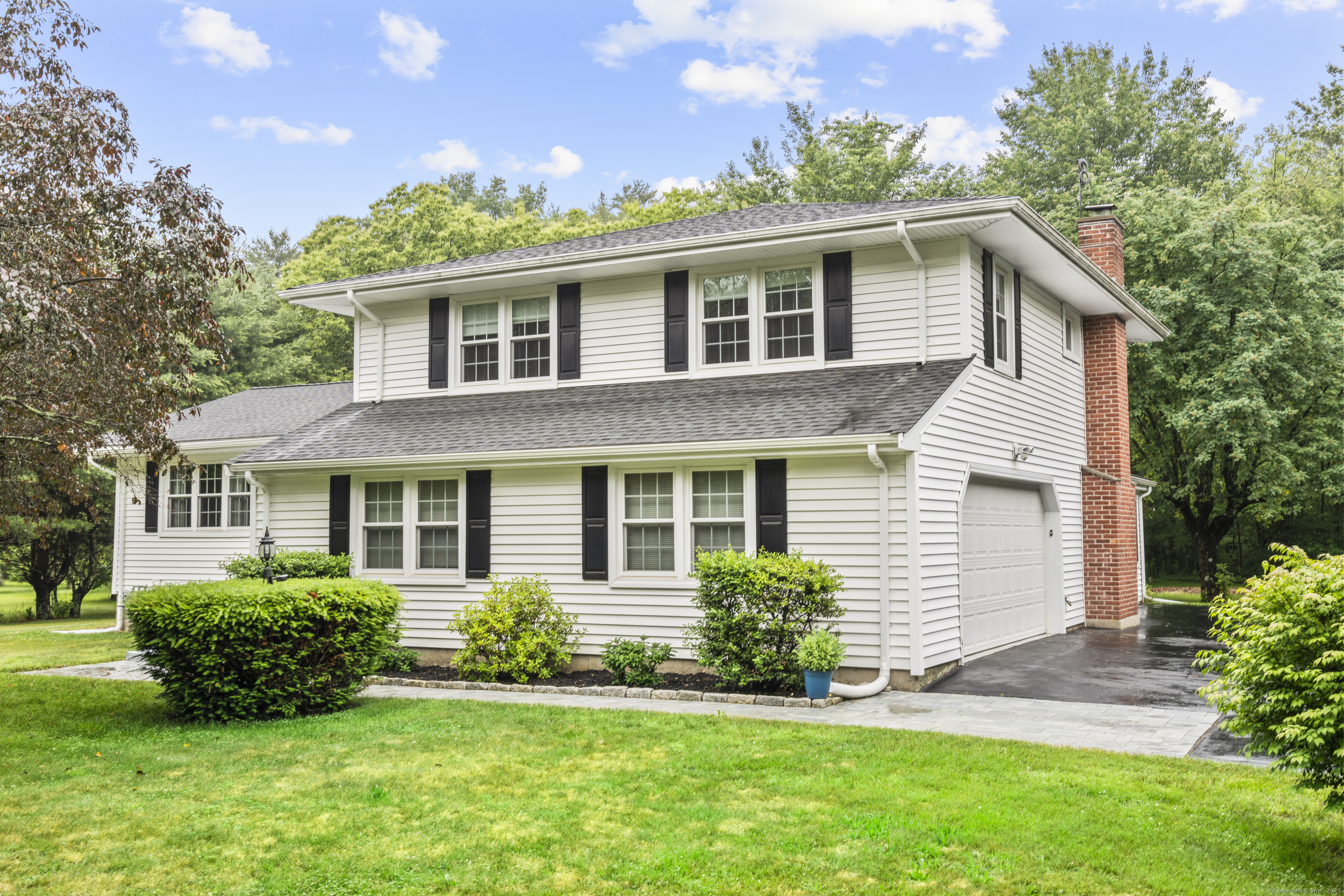 355 West Avon Road Avon CT 06001