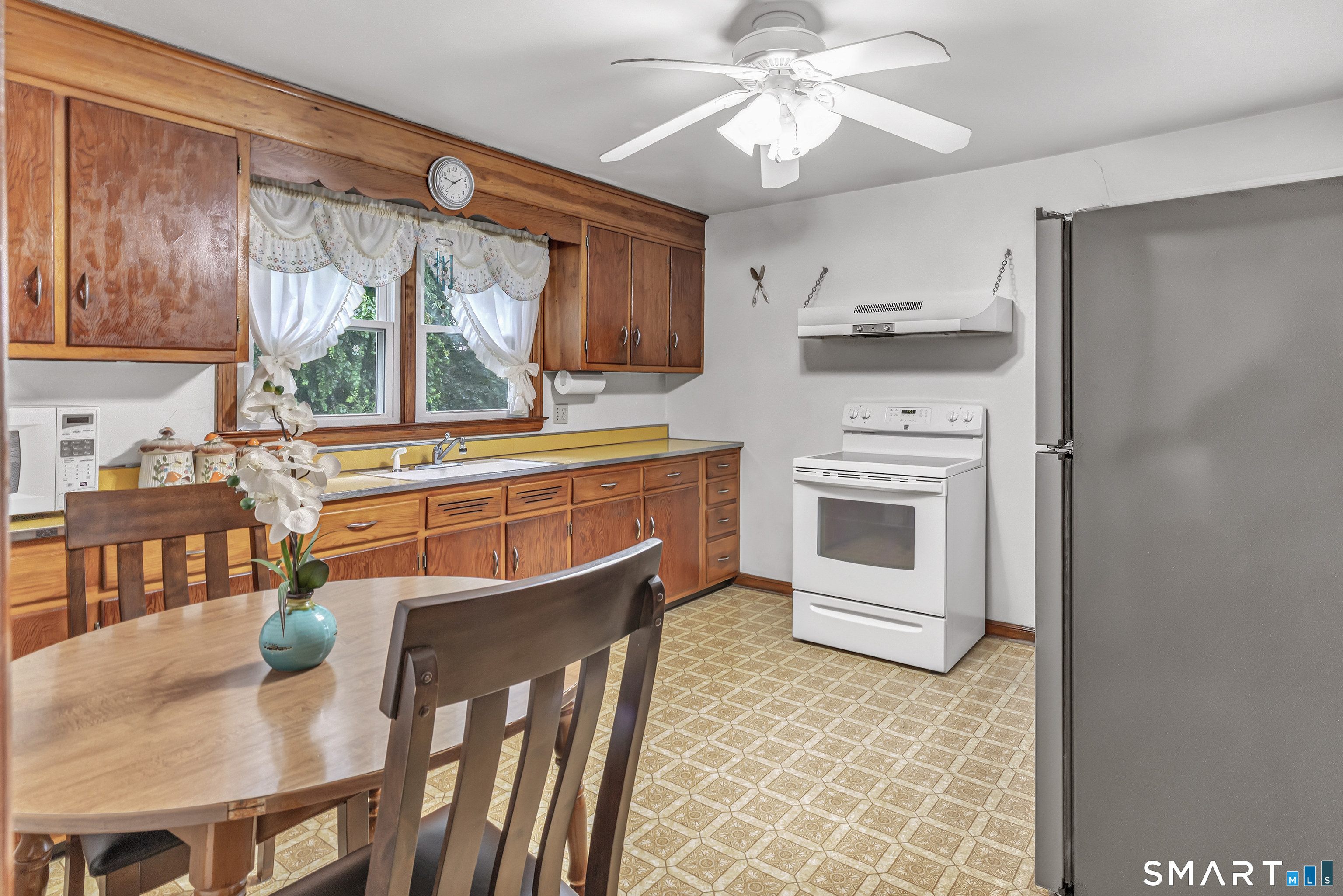 119 Burnsford Avenue Bridgeport CT 06606