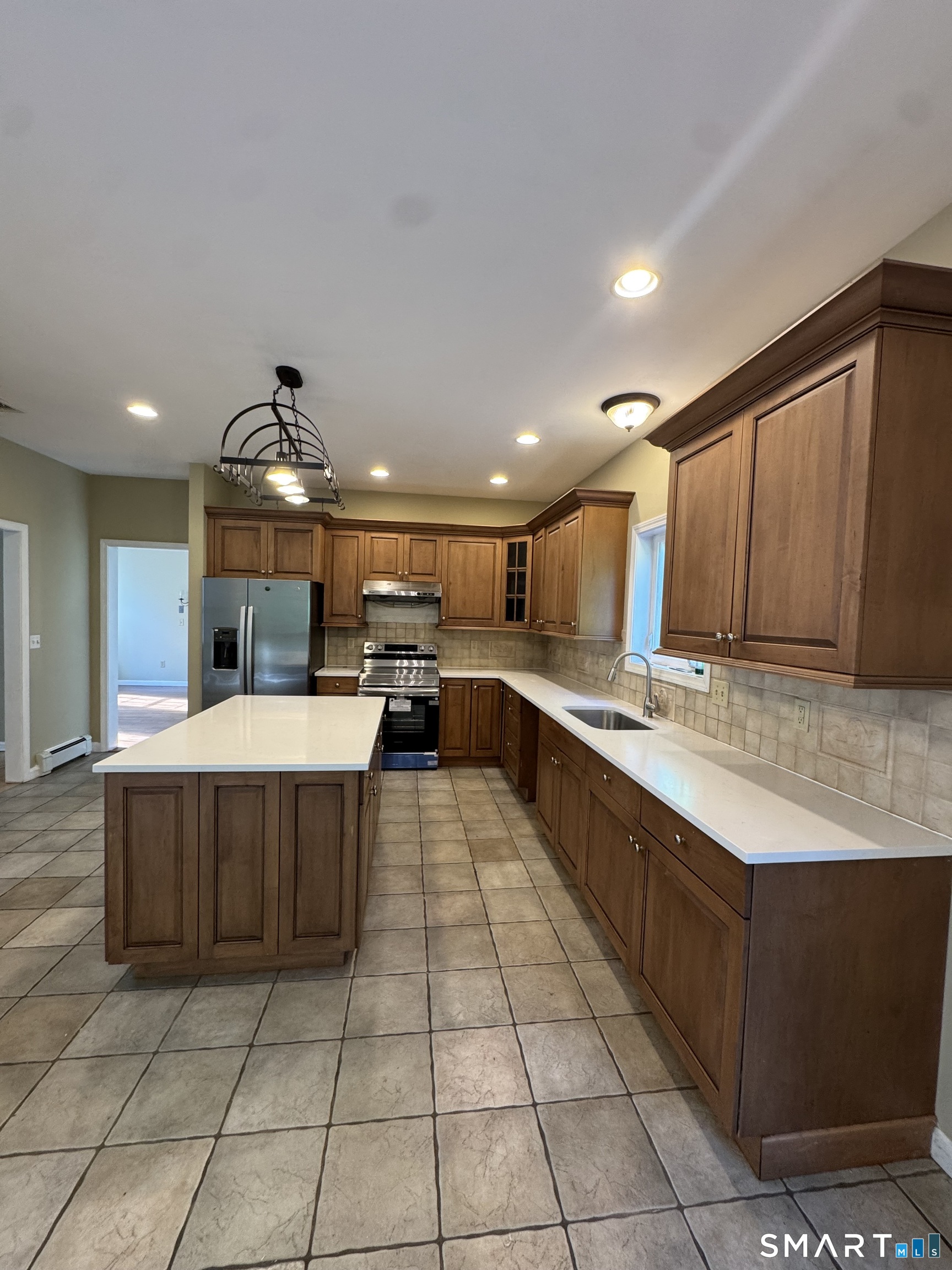 52 Middle Road Preston CT 06365