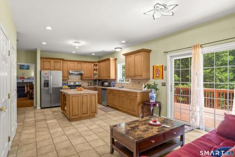 52 Middle Road Preston CT 06365