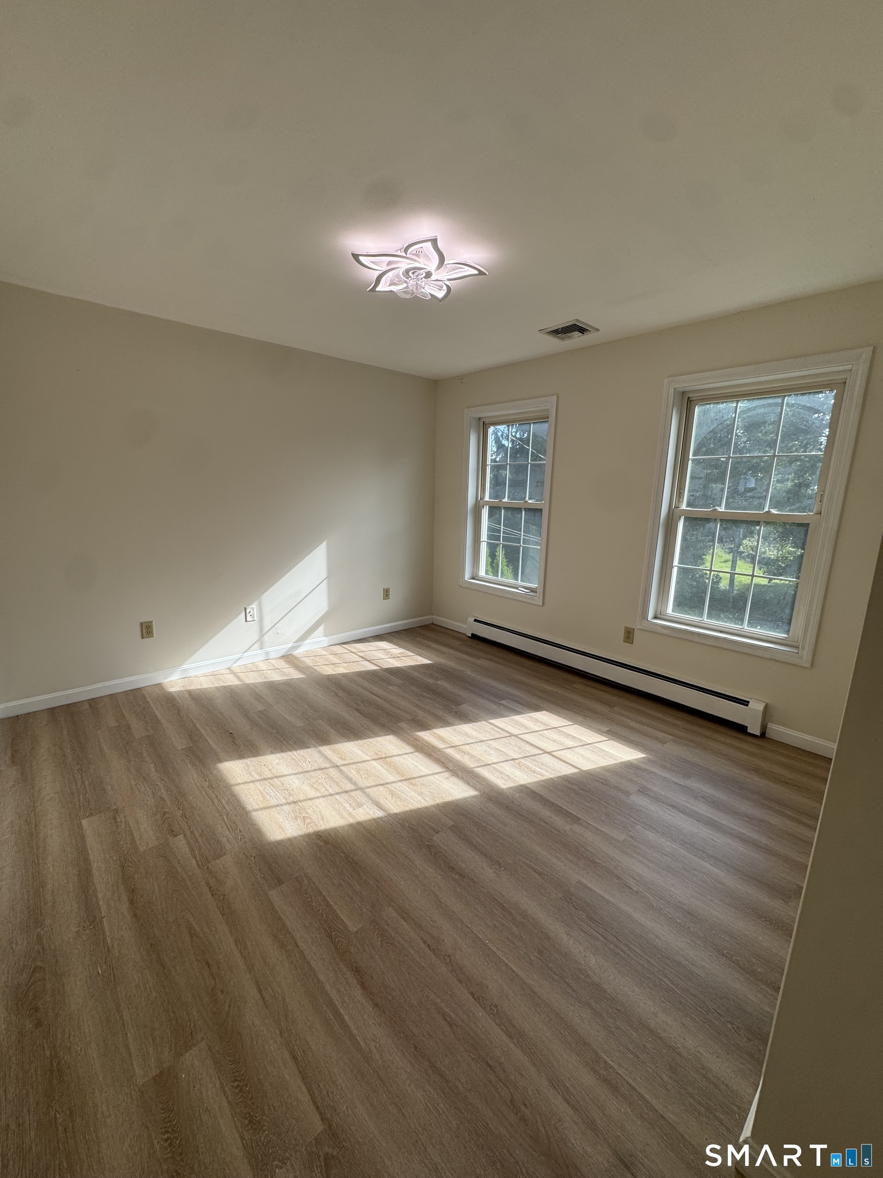 52 Middle Road Preston CT 06365