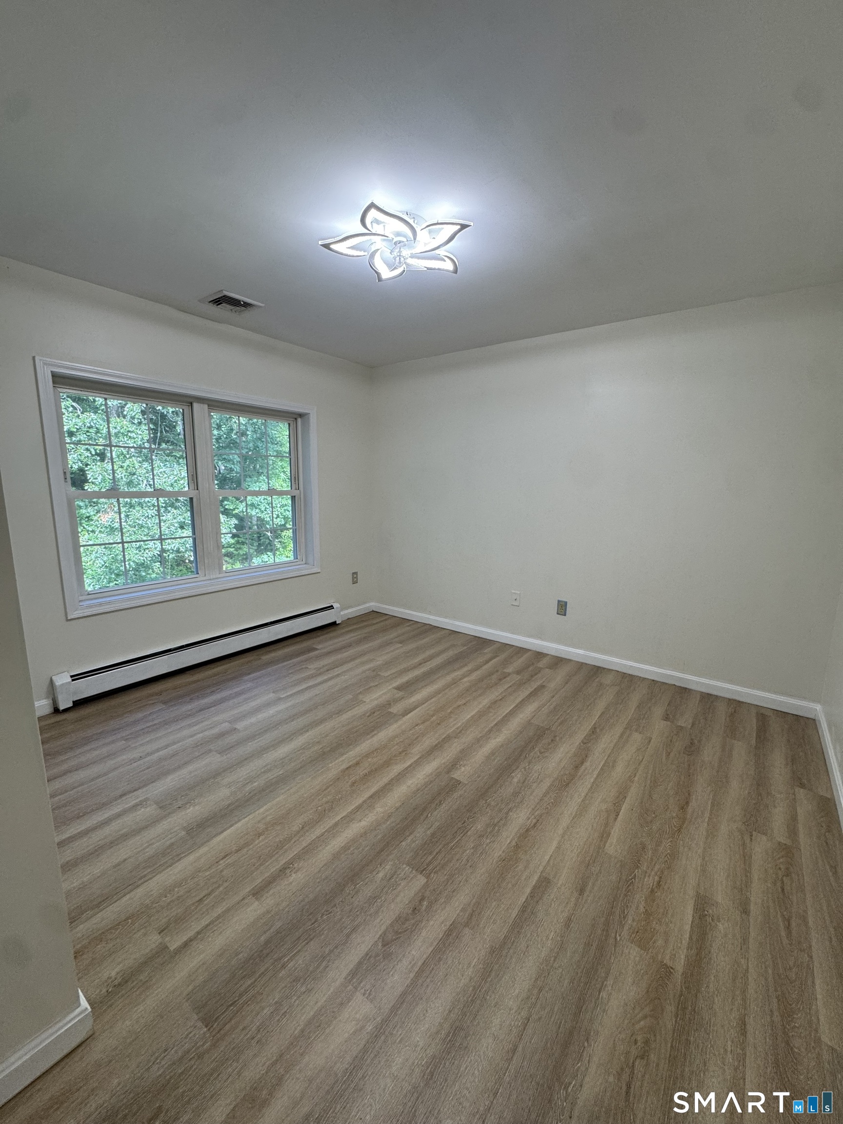 52 Middle Road Preston CT 06365