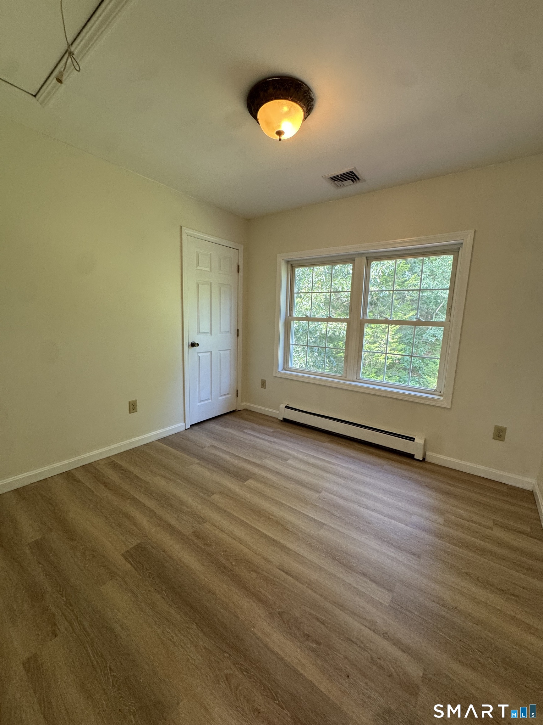 52 Middle Road Preston CT 06365
