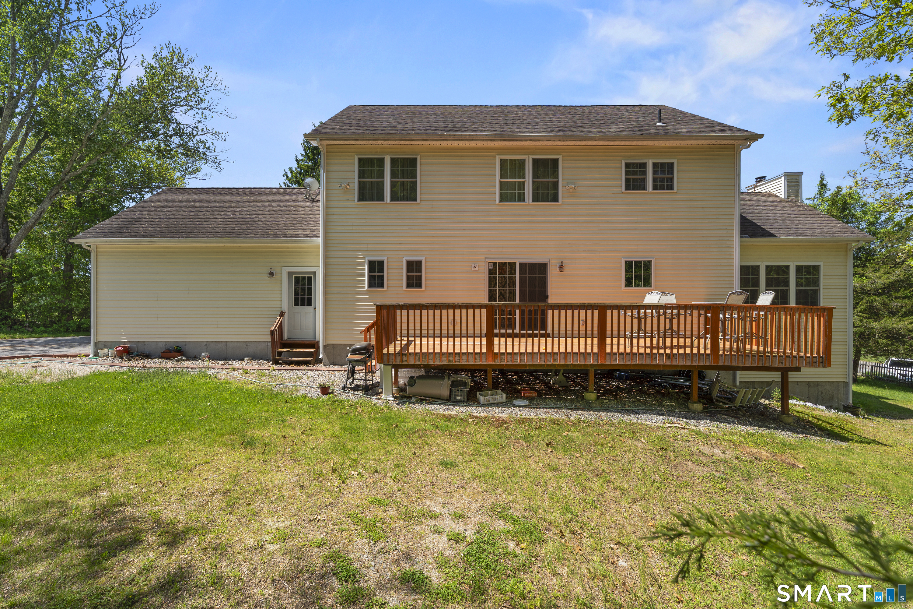52 Middle Road Preston CT 06365