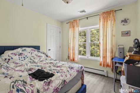 52 Middle Road Preston CT 06365