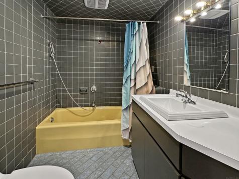 301 Bell Street Middletown CT 06457