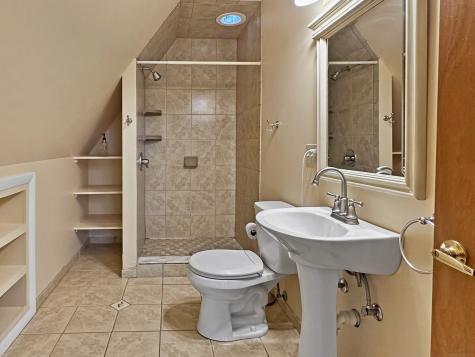 301 Bell Street Middletown CT 06457