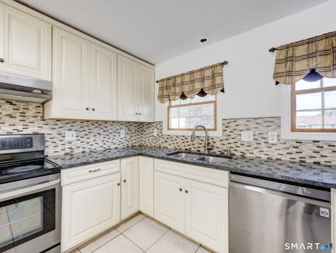 29 Fenwood Avenue West Hartford CT 06110