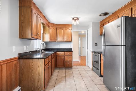 1412 North Street Suffield CT 06078
