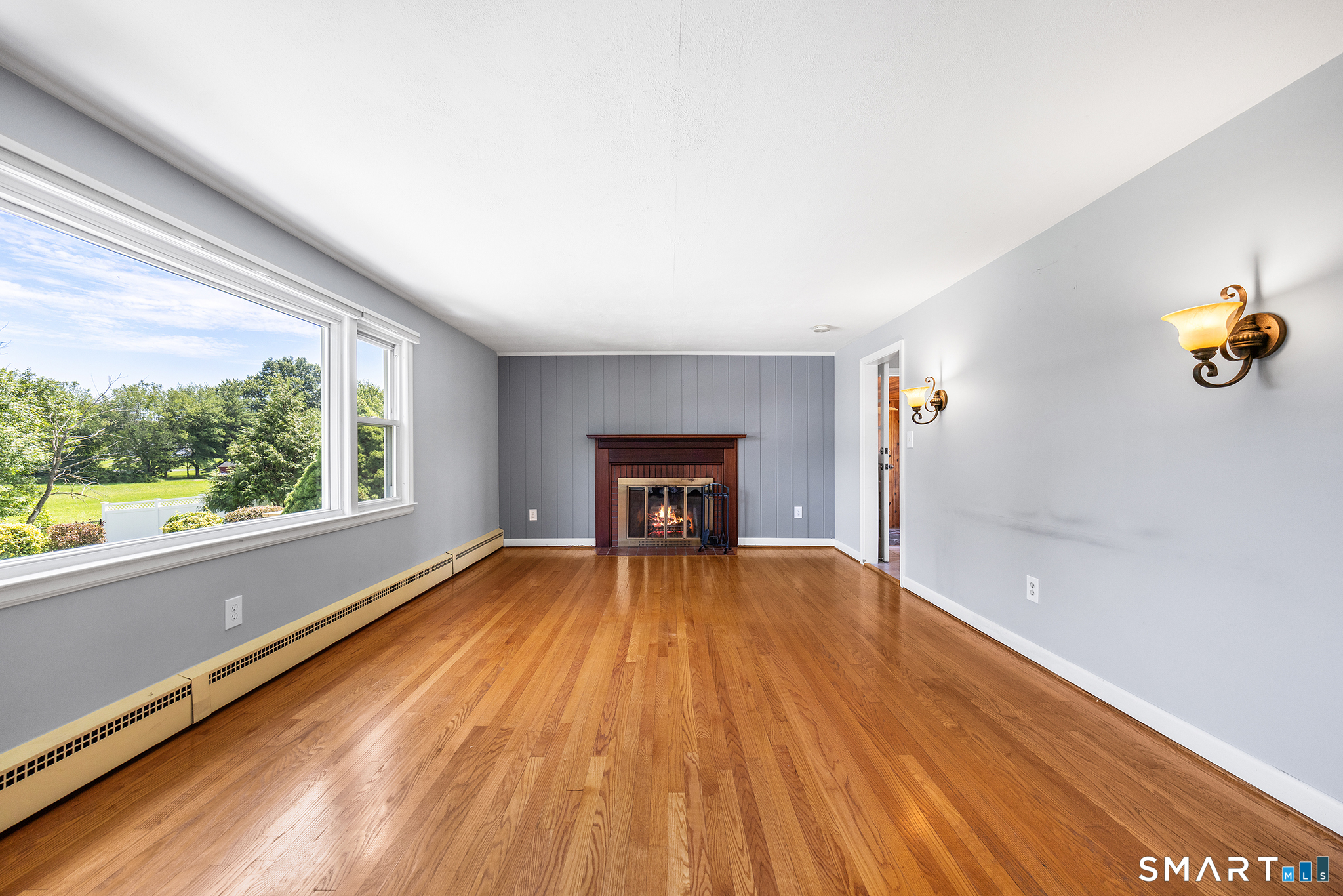 1412 North Street Suffield CT 06078