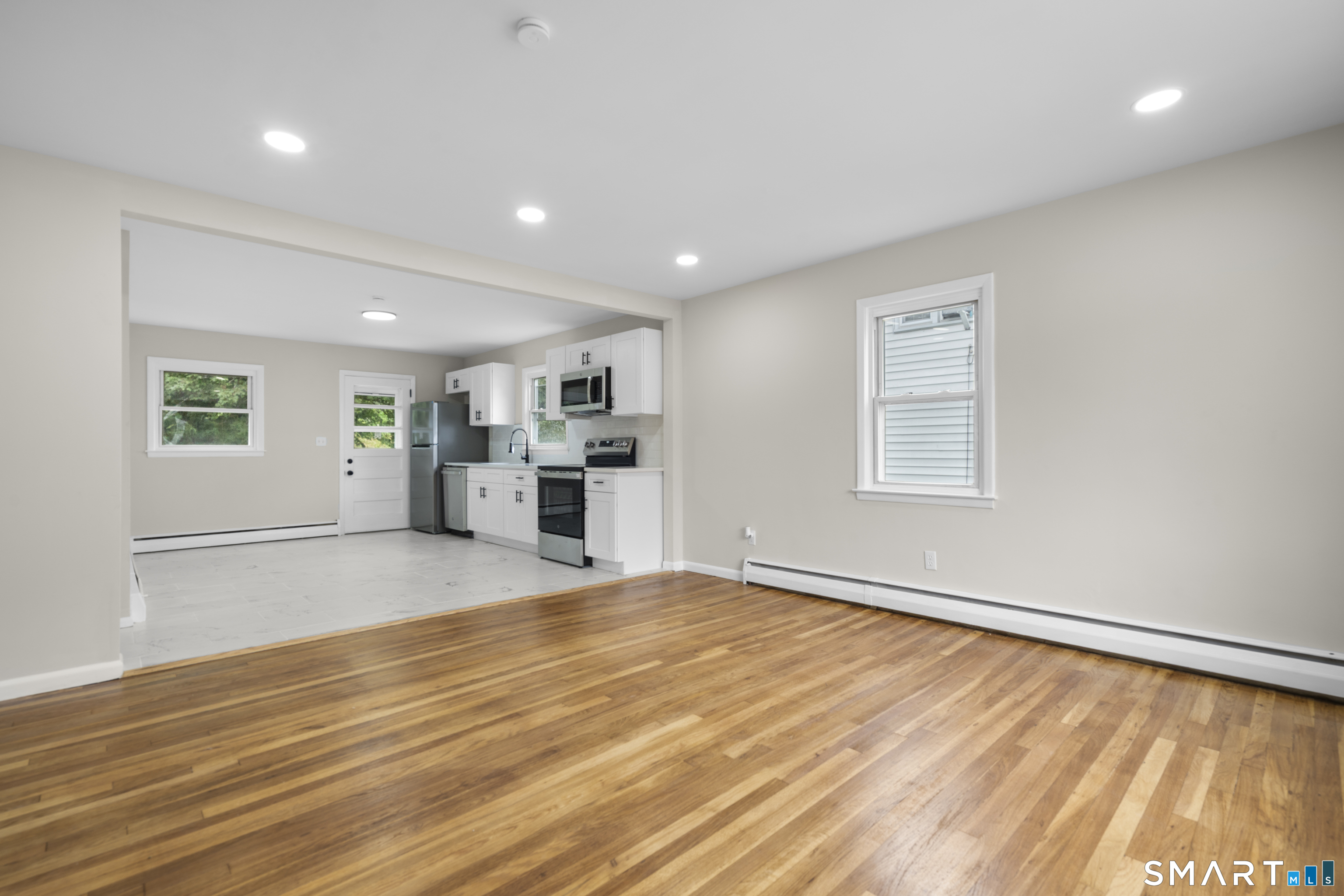 329 Greenwood Street Bridgeport CT 06606