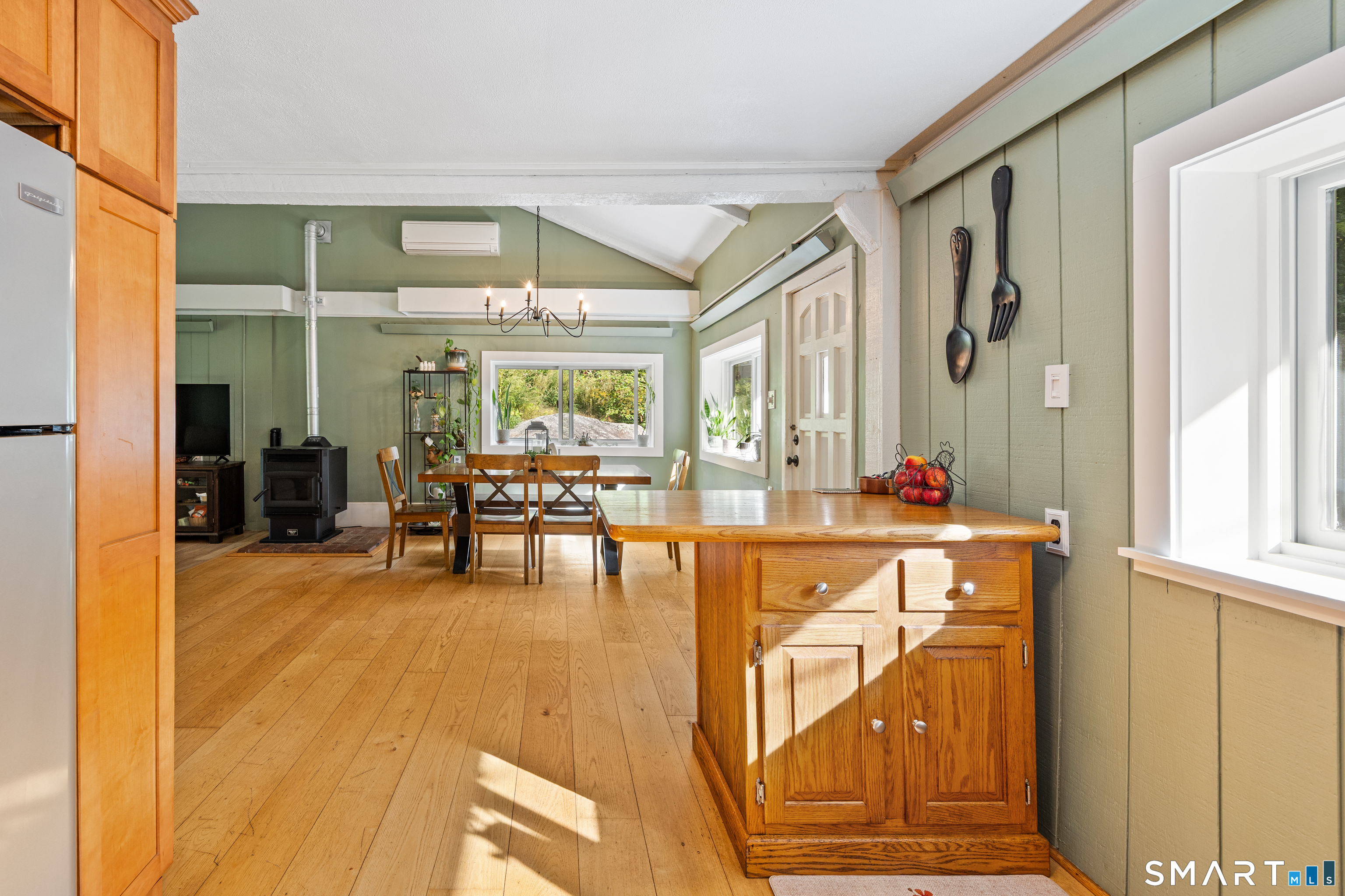 66 Cook Lane Beacon Falls CT 06403