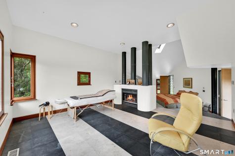 27 Ridge Road Canton CT 06019