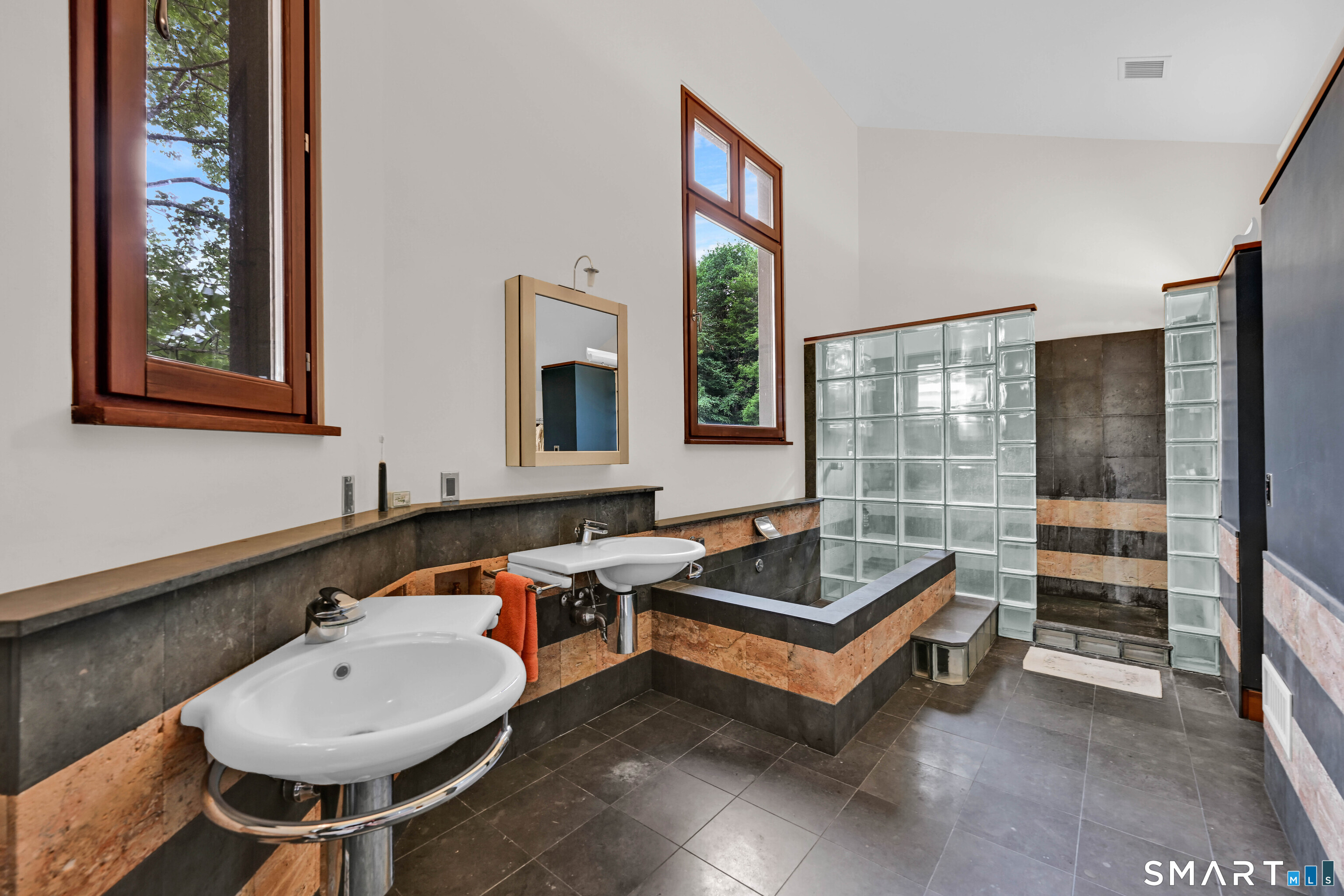 27 Ridge Road Canton CT 06019