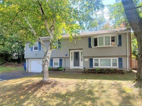 46 Woodside Lane Plainville CT 06062