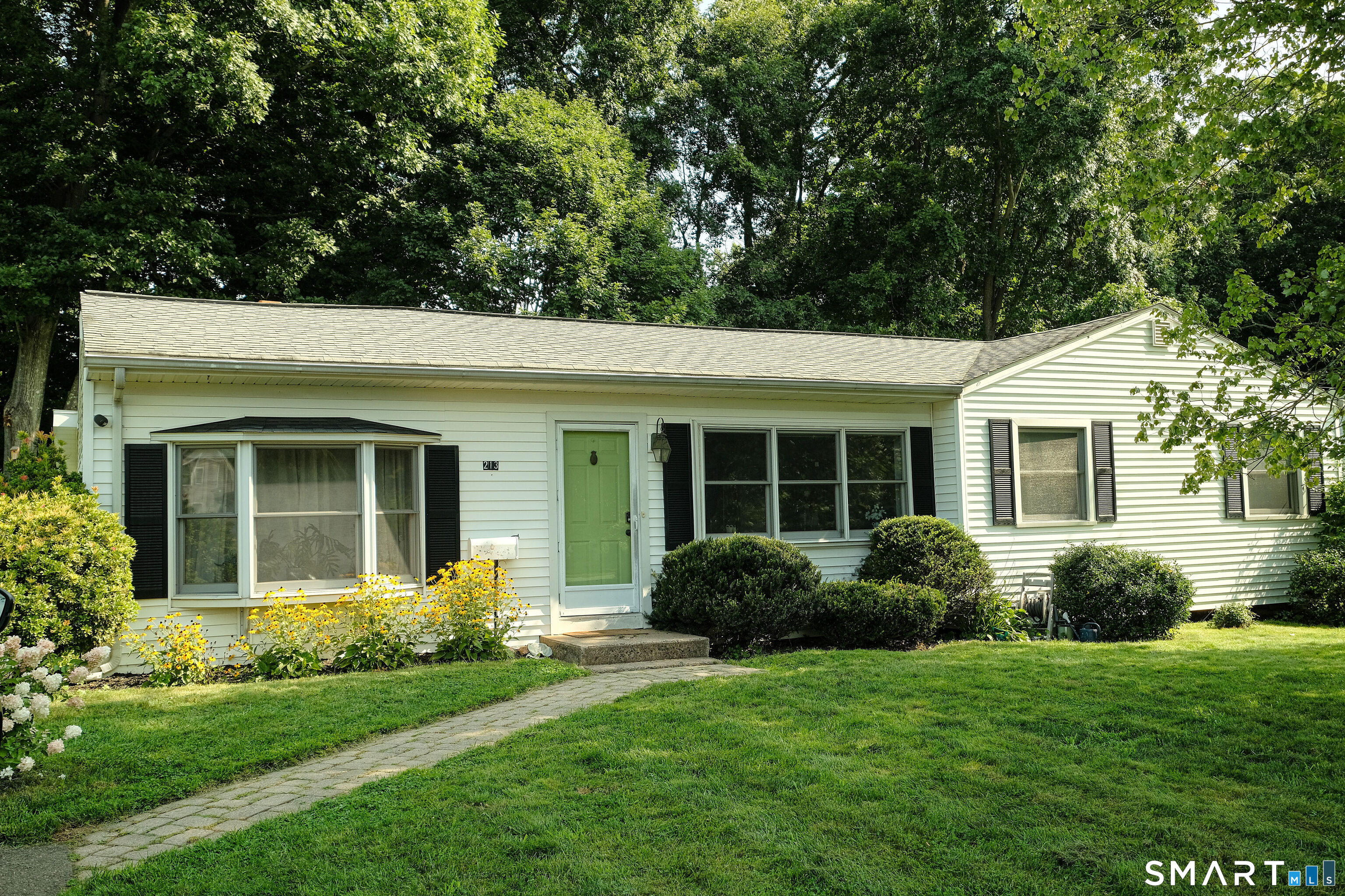 213 Robin Lane Cheshire CT 06410