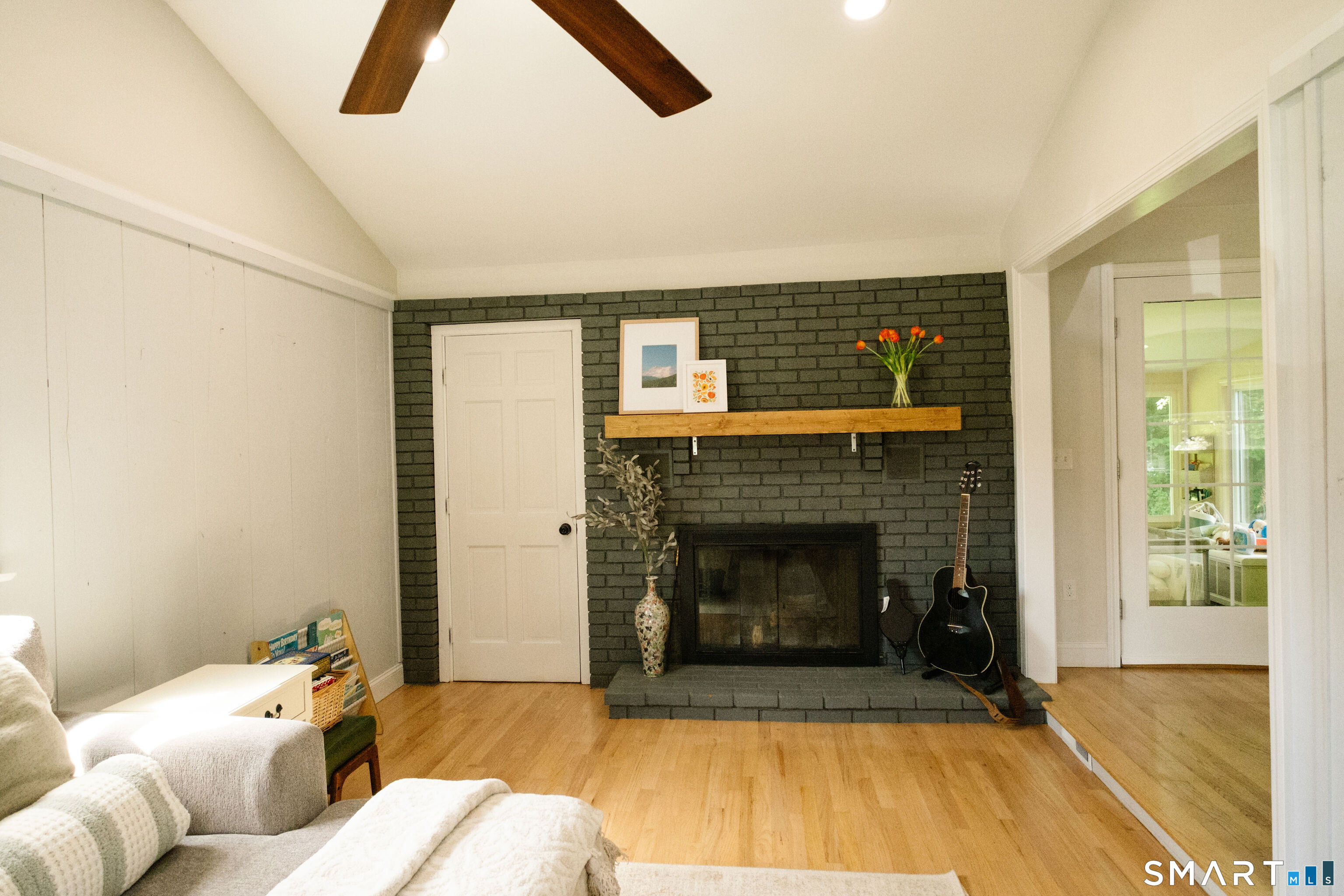 213 Robin Lane Cheshire CT 06410