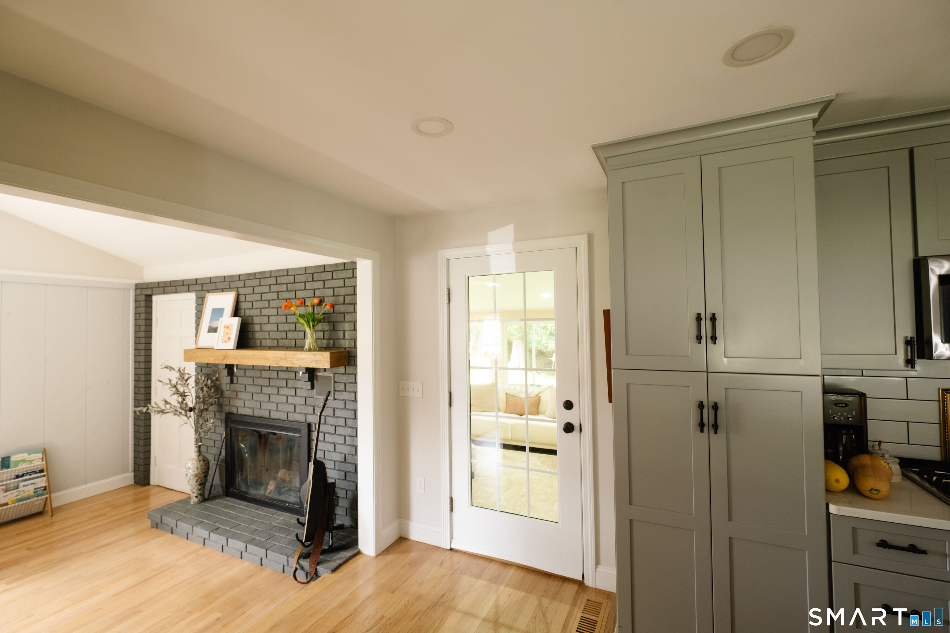 213 Robin Lane Cheshire CT 06410