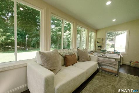 213 Robin Lane Cheshire CT 06410