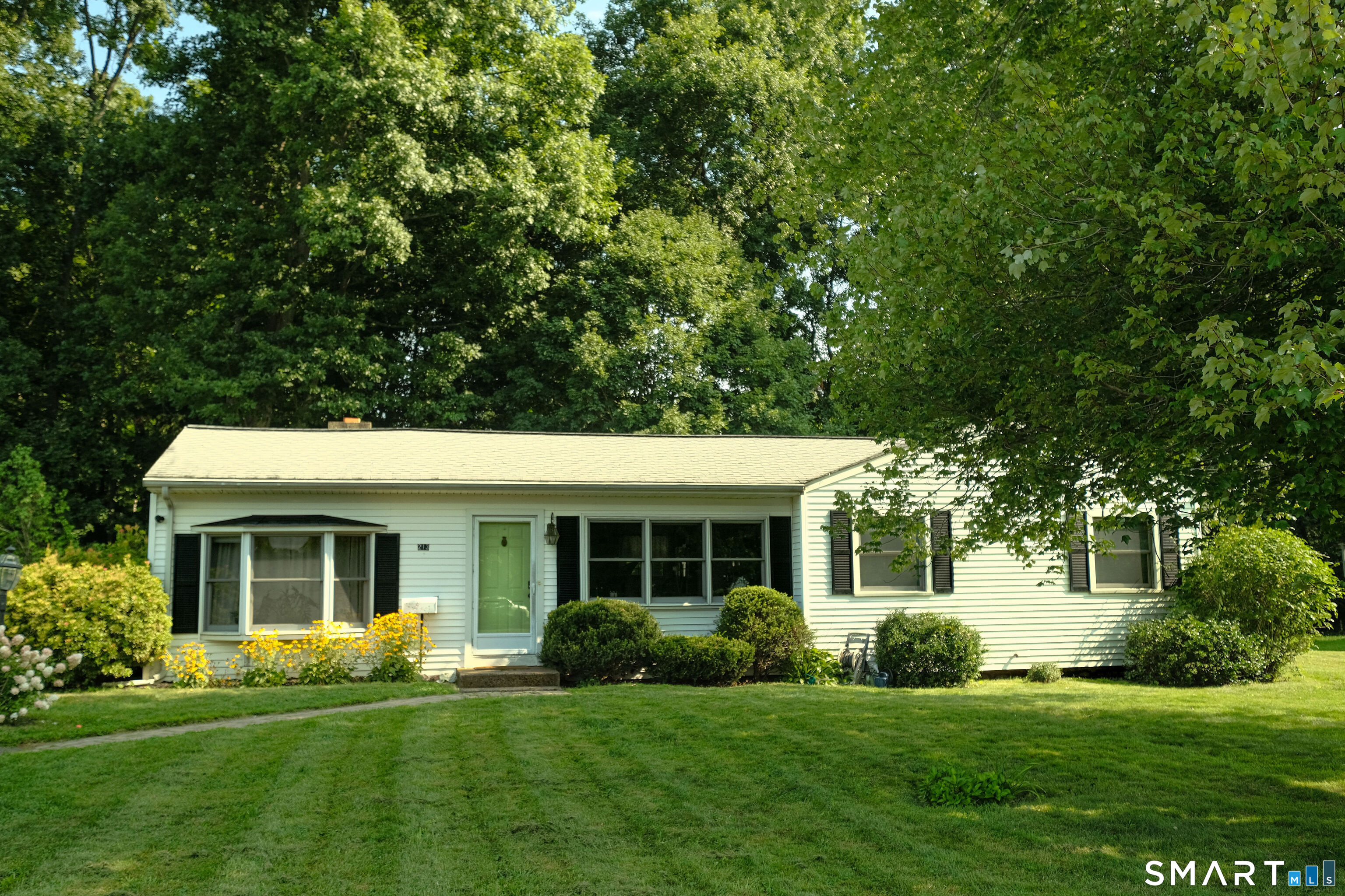 213 Robin Lane Cheshire CT 06410