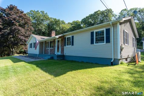 92 New Road Plainfield CT 06354