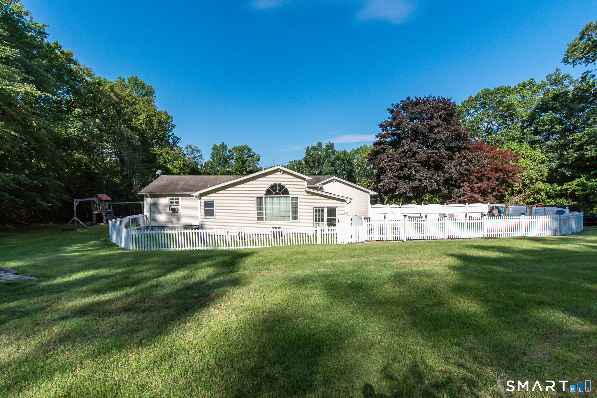92 New Road Plainfield CT 06354