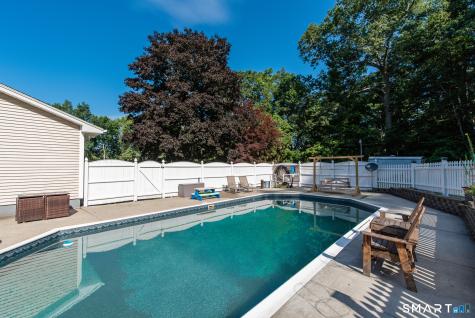92 New Road Plainfield CT 06354