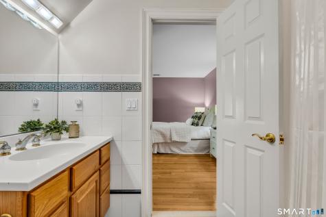 350 Squaw Lane Guilford CT 06437