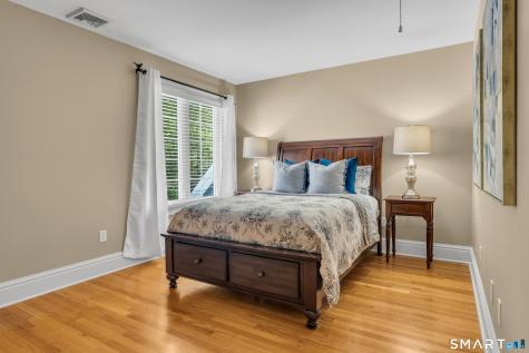 350 Squaw Lane Guilford CT 06437