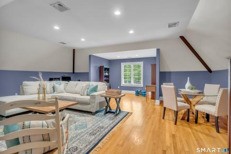 350 Squaw Lane Guilford CT 06437