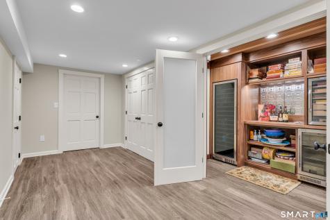 350 Squaw Lane Guilford CT 06437