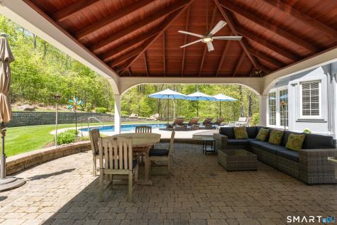 350 Squaw Lane Guilford CT 06437