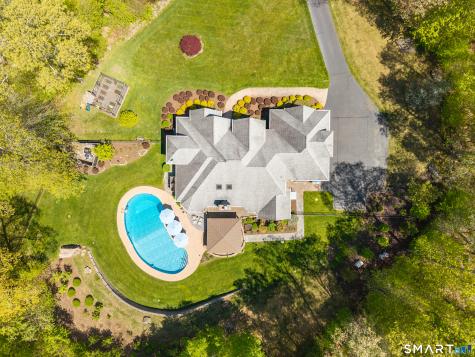 350 Squaw Lane Guilford CT 06437