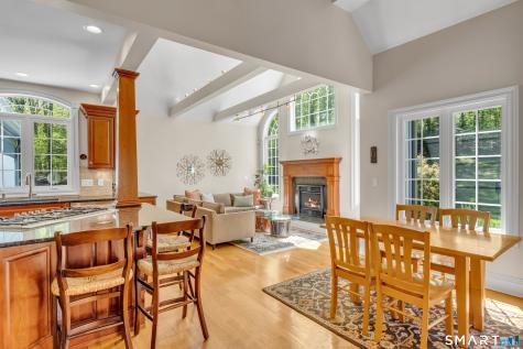 350 Squaw Lane Guilford CT 06437