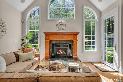 350 Squaw Lane Guilford CT 06437